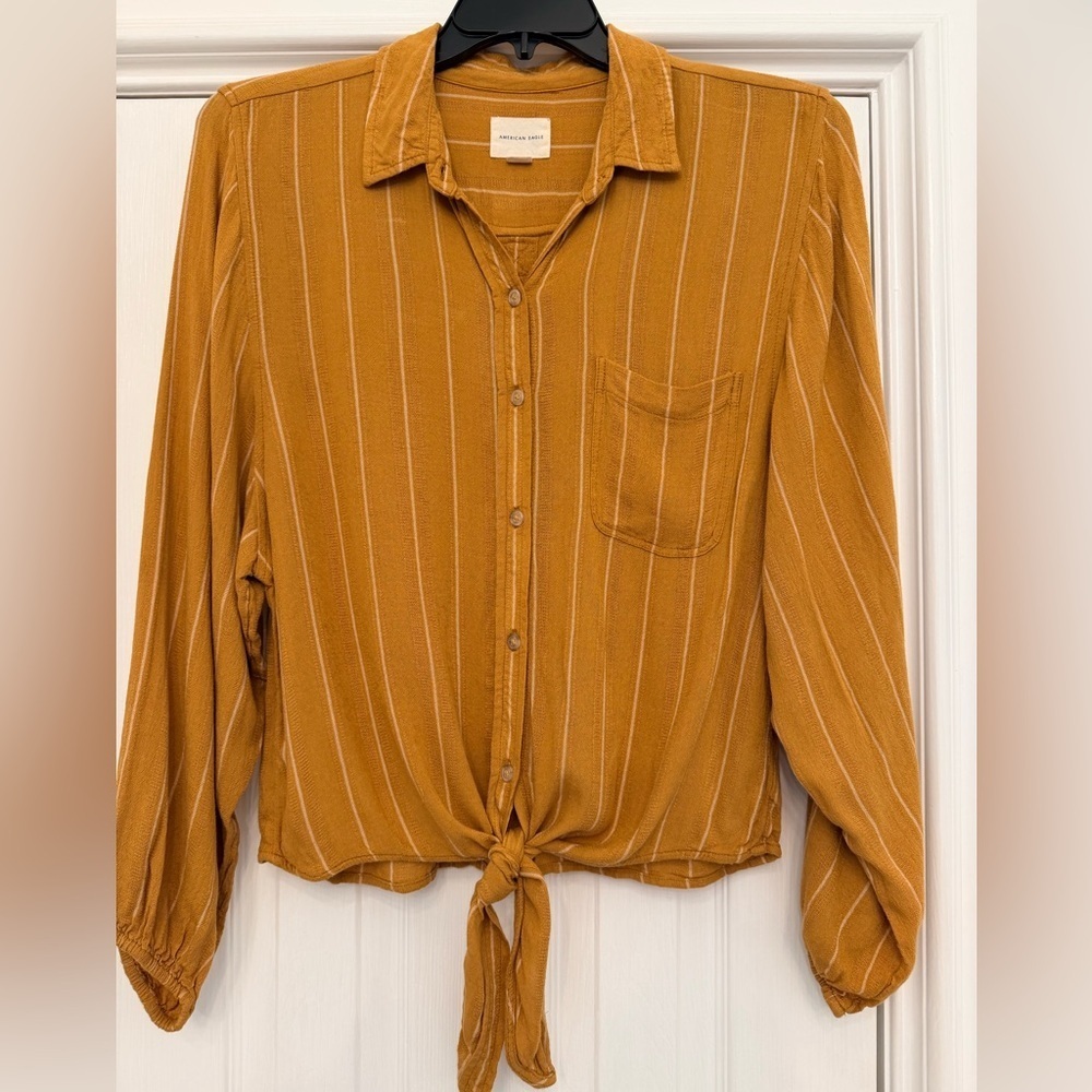 American Eagle Outfitters Mustard Button-Down Front Tye Women’s Shirt Size M